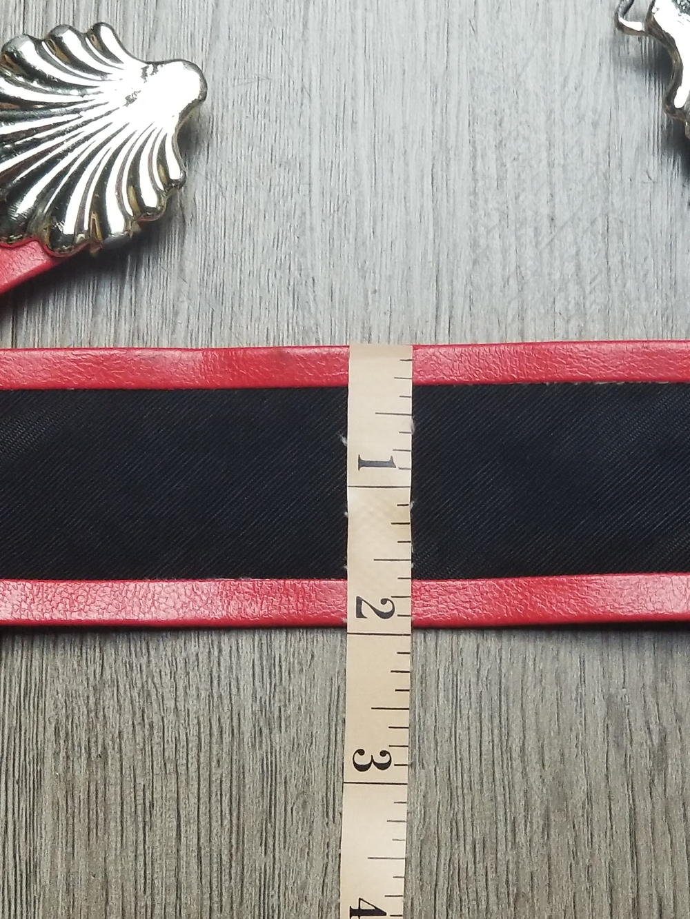 Women's Vintage Red Wide Leather Waist Belt with Goldtone Shell Buckle - Picture 10 of 12